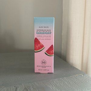 Watermelon Glow Niacinamide Sunscreen SPF 50